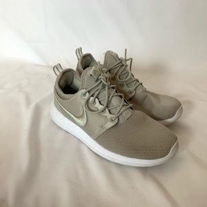 Nike roshe Women's Size 8